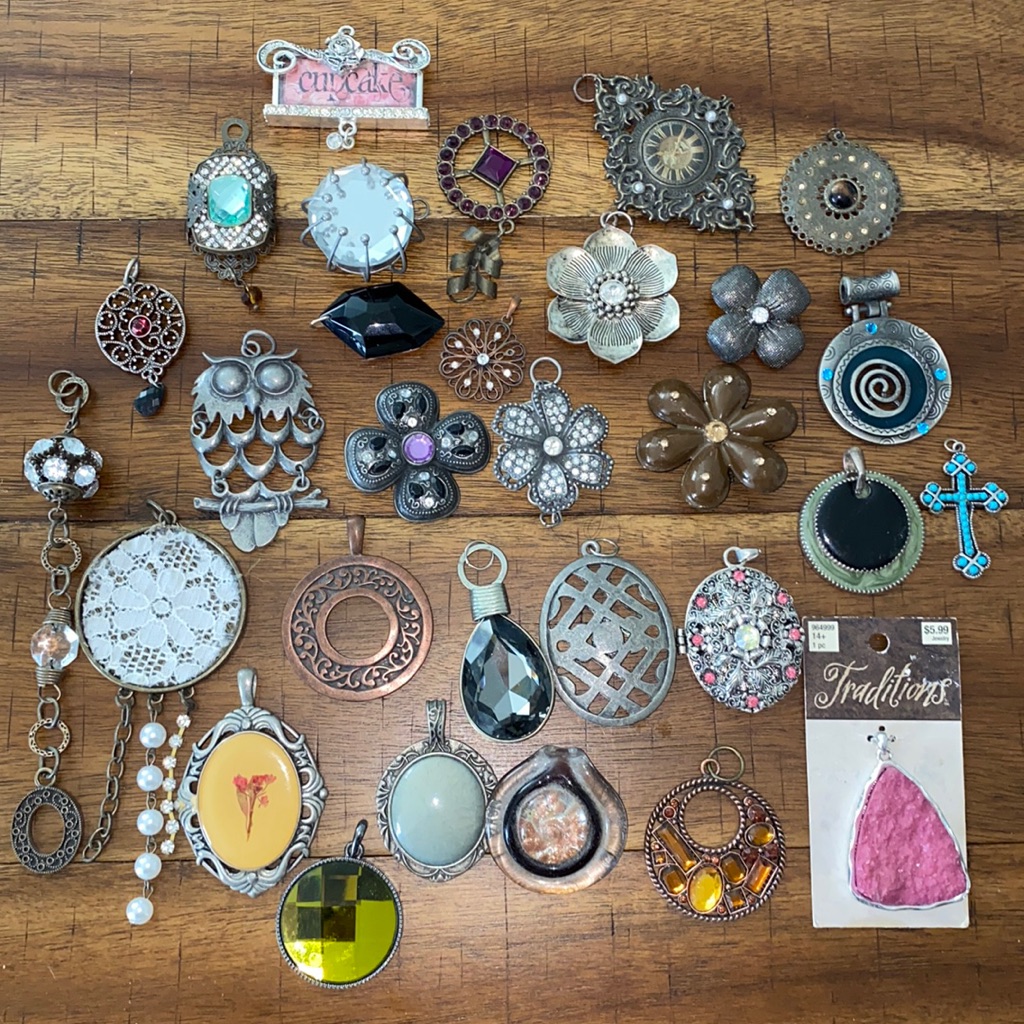 Jewelry Pendants For Necklaces